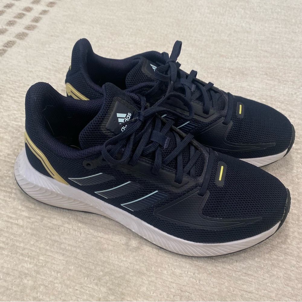Adidas Running Shoes, women 6.5, EUC